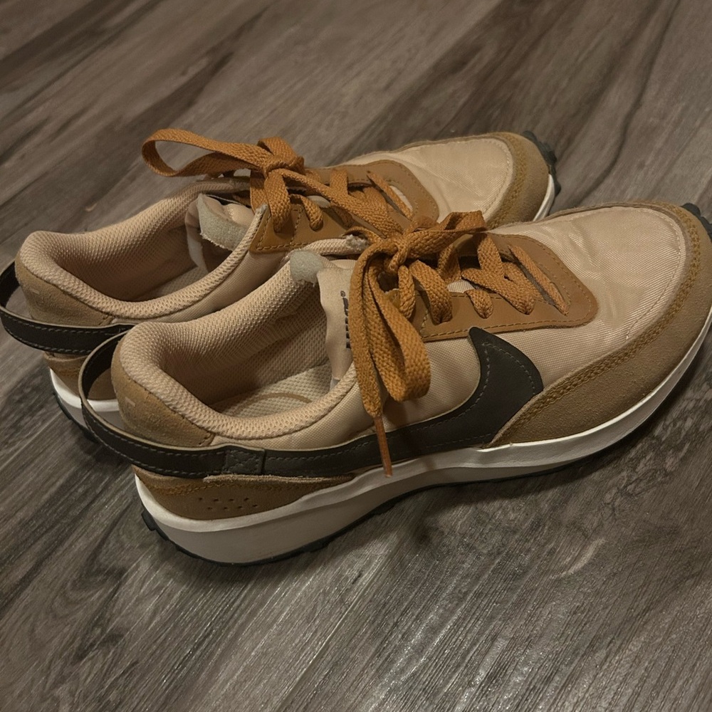 Women’s Nike Waffle Debut Sneakers